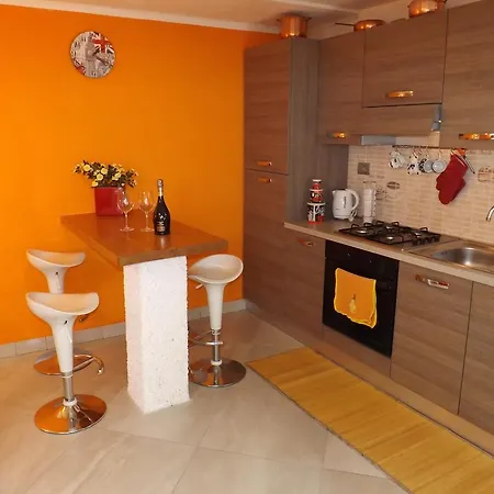 Varenna Castle Amazing Lake View アパート